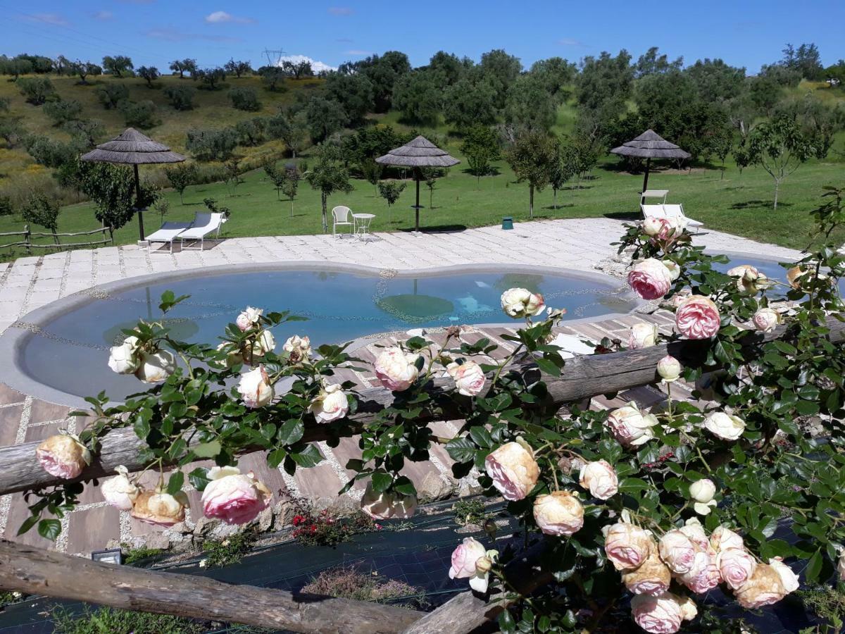 Angolo Di Paradiso Формело Екстериор снимка